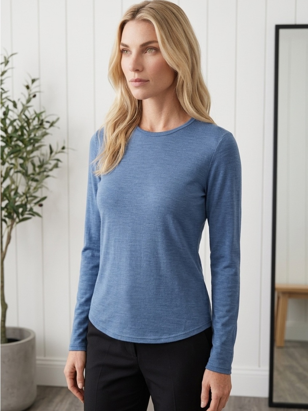 🐑 Merino wool- blend Lightweight Long Sleeve ✨💙